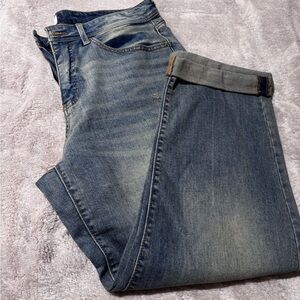 Time and Tru Women's Denim Straight Leg Jeans